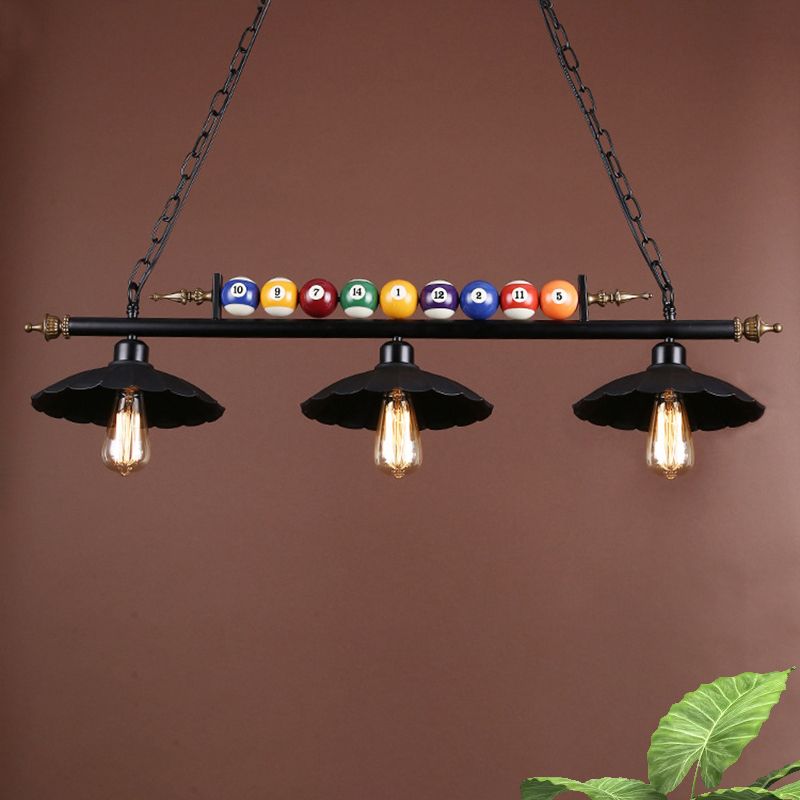 2/3-Licht-Billardtischleuchte mit Wellenschliff und Billardkugel-Dekoration, Vintage-Metallic-Hängeleuchte in Schwarz