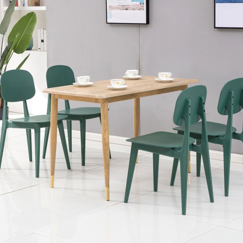 Chaise de salle à manger en plastique de finition mate, chaise de salle à manger à dossier ouvert empilable