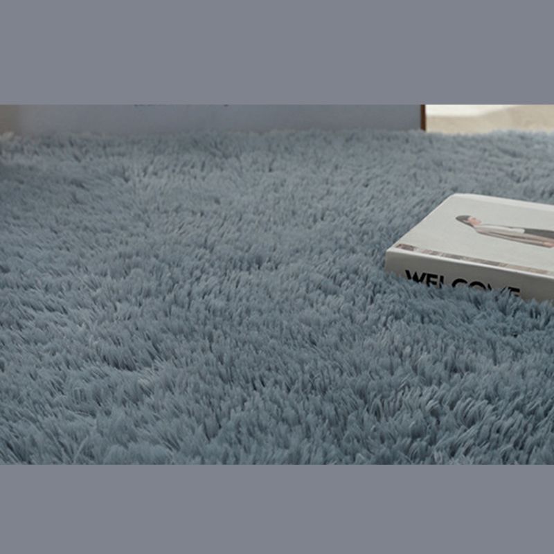 Tapis moderne décontracté.