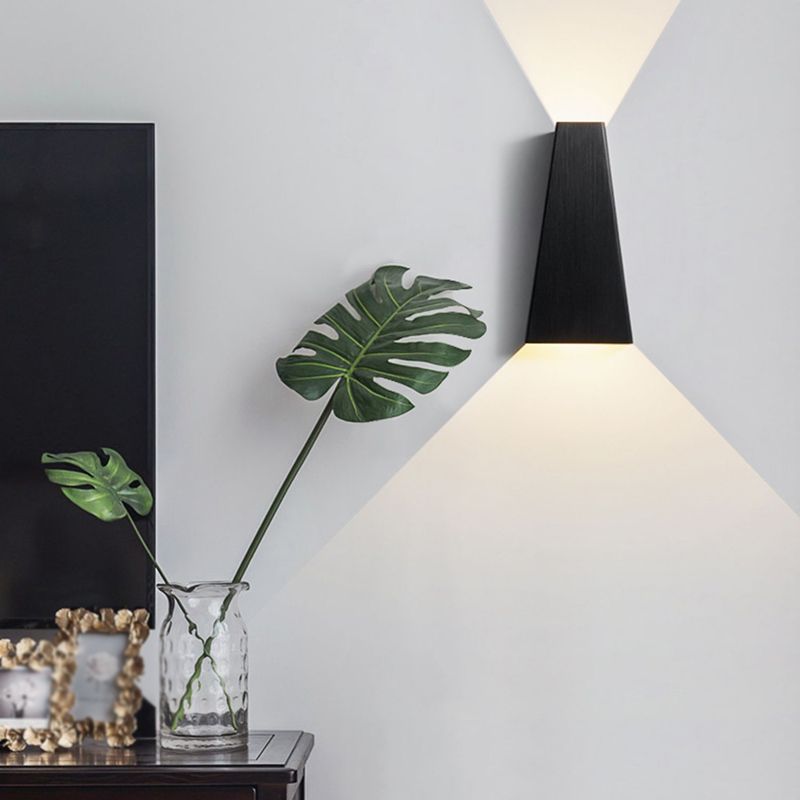 Modern Wall Lamp 2 Lights Wall Mount Lamp with Metal Shade for Living Room