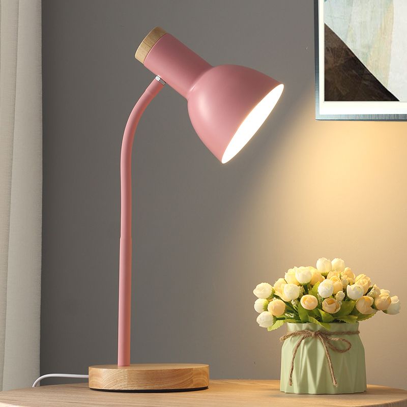 Lampada da tavolo a forma di campana in stile moderno metallico a 1 luci