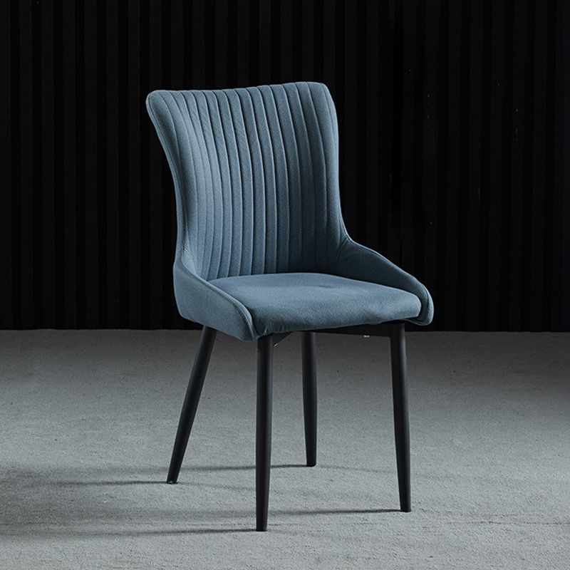 Chaise latéral moderne en cuir en cuir massif solide chaises de salle à manger sans jambes en métal