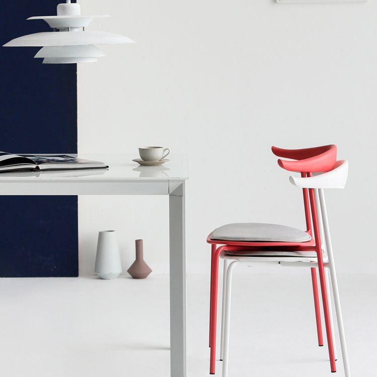 Minimalistische stijl Open achterkant Dining Side Chair Less Dining zijstoel voor huis (set van 2)