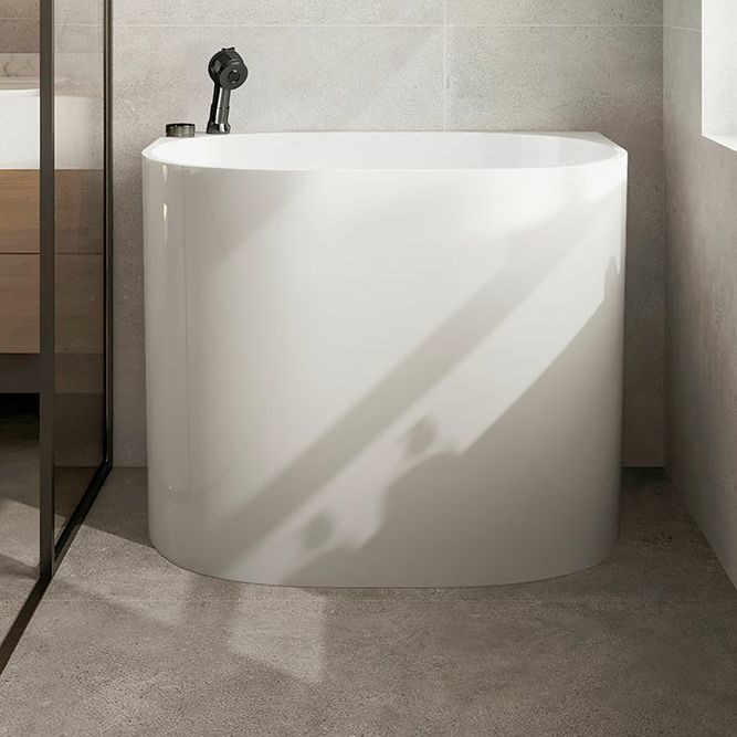 Modern Style Acrylic Soaking Bathtub Oval Back to Wall Bathtub in White
