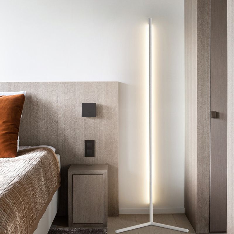 Modern Style Strip Shape Floor Lighting Metal 1 Light Floor Lamp for Bedroom