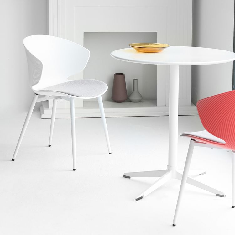 Silla de comedor estilo moderno Sillas laterales sin brazos con patas de metal