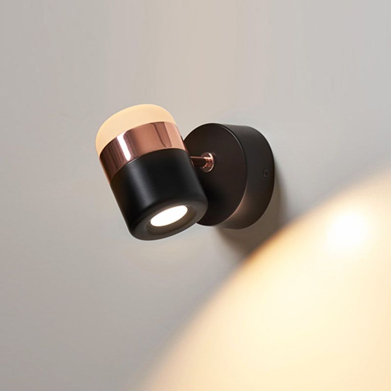 Minimalism Aluminum Wall Mount Lamp Bedroom Wall Lighting Fixture with 1 Spotlight