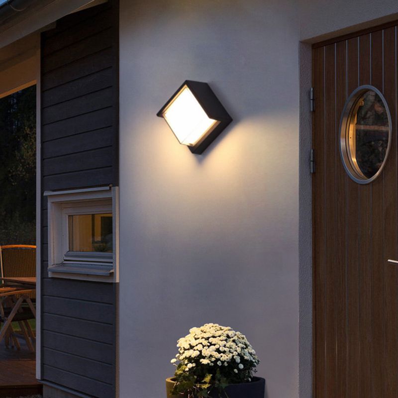 Square Wall Lighting Simplicity Metal 1 Light Rustic Wall Sconces in Black