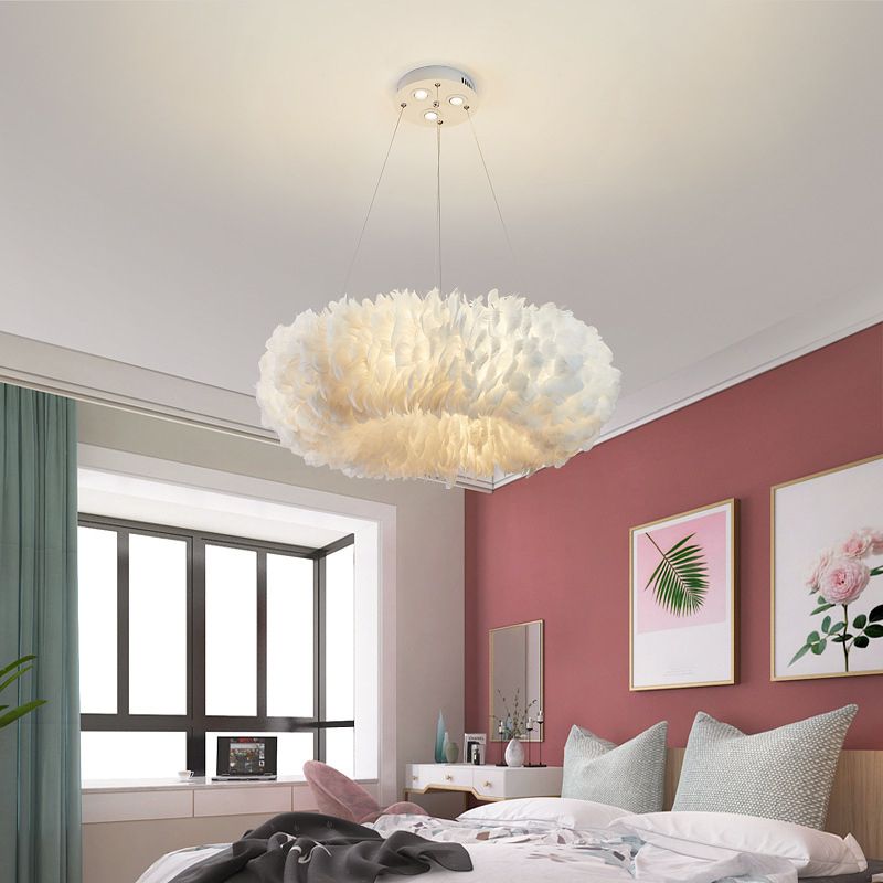 Nordic Modern White Chandelier Light Fixtures Feather Hanging Lamp for Bedroom