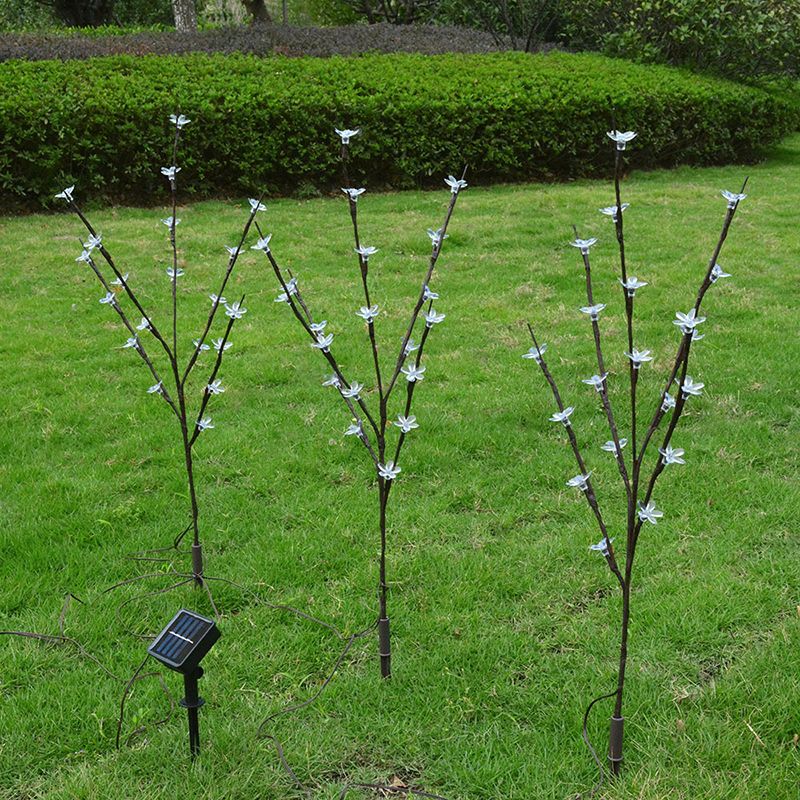 Cherry Blossom Solar Landscape Light Artistic Plastic Courtyard LED Stake Lighting