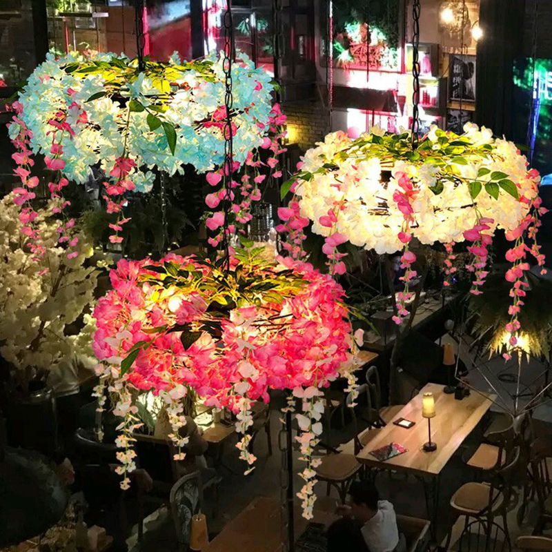 3-Bulb Runde hängende Lampen-Dachboden-Metall-Pendelleuchte mit falschen Blumen für das Restaurant