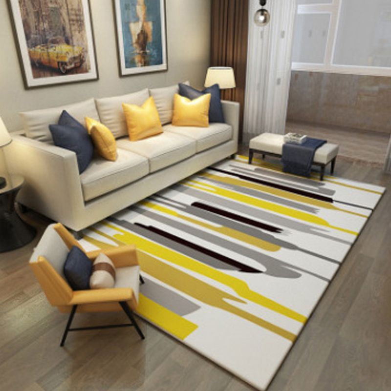 Yellow Modern Area Carpet Geometric Pattern Polyester Area Rug Stain Resistant Rug for Home Decor