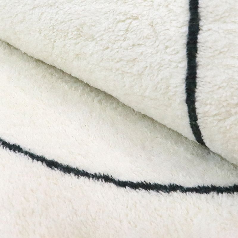Stylish White Area Rug Line Pattern Polyester Area Carpet Non-Slip Backing Rug for Home Decor