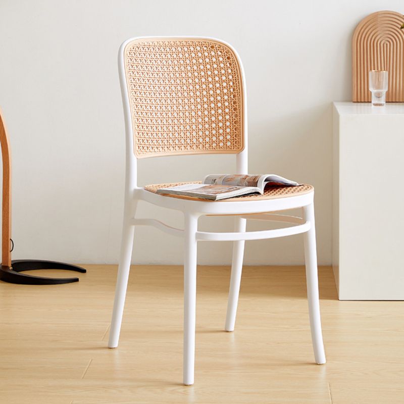 Nordic Style Bar-stool Plastic Bar Stool with Plastic Legs for Home