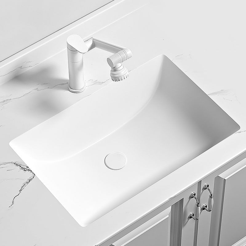 Traditional Undermount Bathroom Sink Porcelain with Pop-Up Drain Vessel
