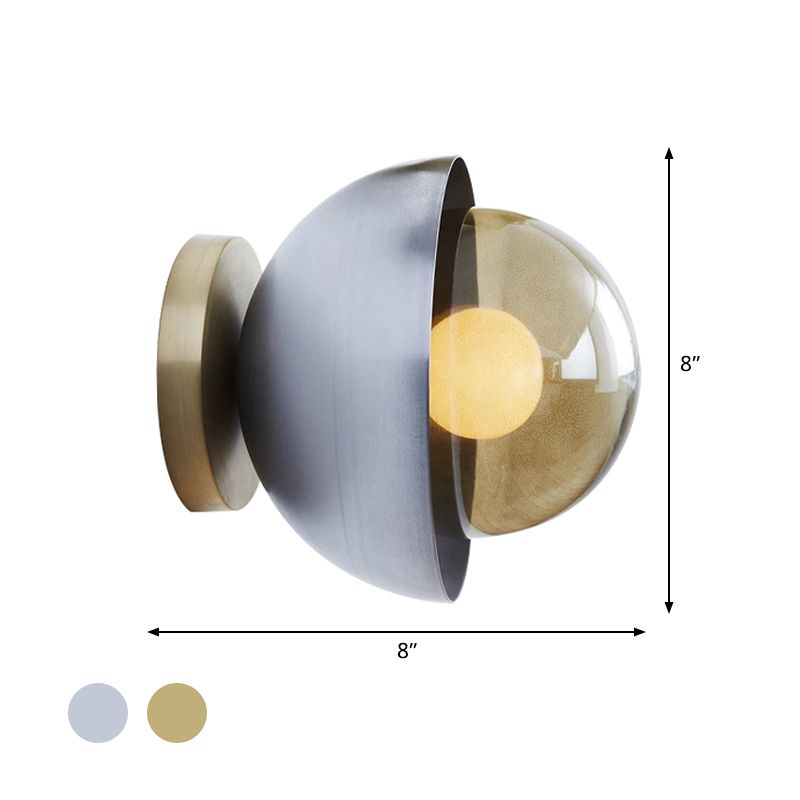 Metallic Semiccle Conce Éclairage moderniste en laiton à 1 lumière / lampe murale chromée avec une teinte en verre bronzé en orbe pour le couloir