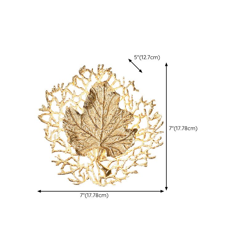 Metal Shade Wall Lamp Modern Style Unique Gold Shape Wall Mounted Lighting for Bedroom