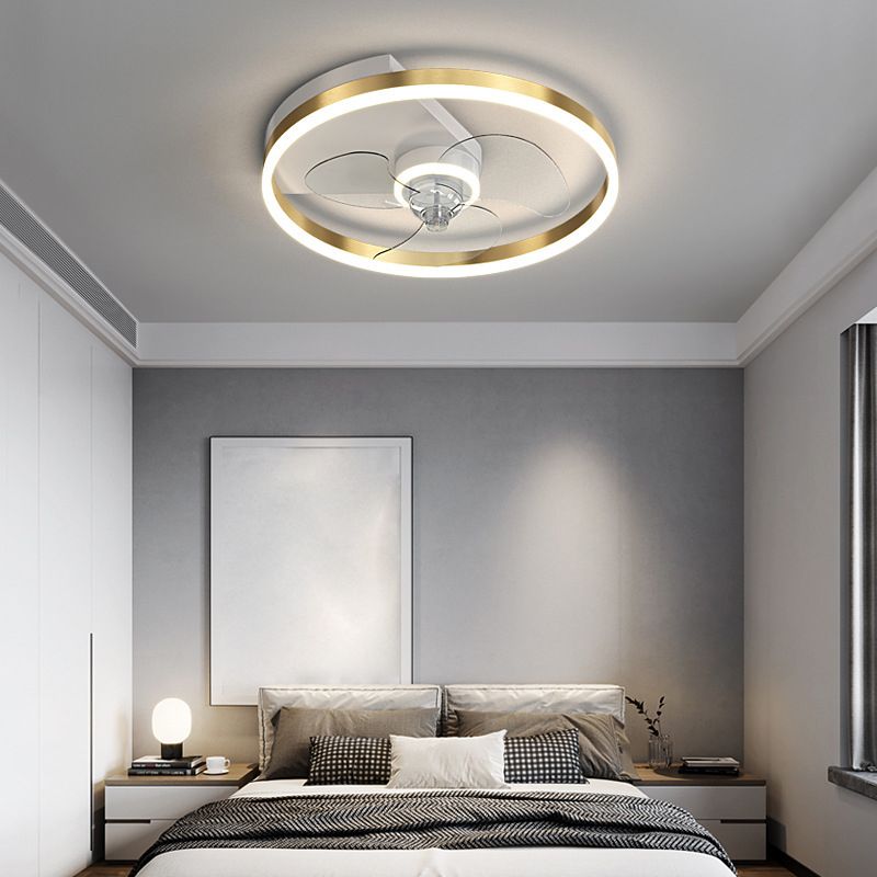 Metal Round Fan Ceiling Lighting Modern Style 1-Light Flush Mount Lamp