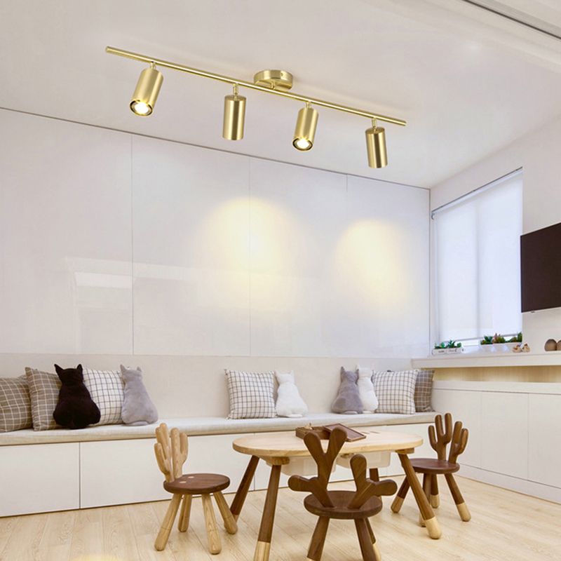 Luz de pista nórdica montada en superficie en sala de estar dorada, tienda de ropa para el hogar, iluminación comercial semimontada