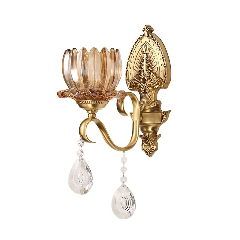 Lámpara de pared de bulbos dorada 1/2 luz de pared de vidrio de vidrio de vaso ámbar retro con caída de cristal transparente para sala de estar
