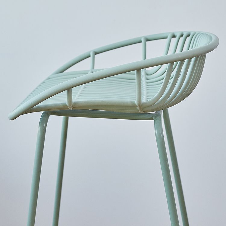 Contemporary Matte Finish Iron Bar Stool Footrest Restaurant Stool