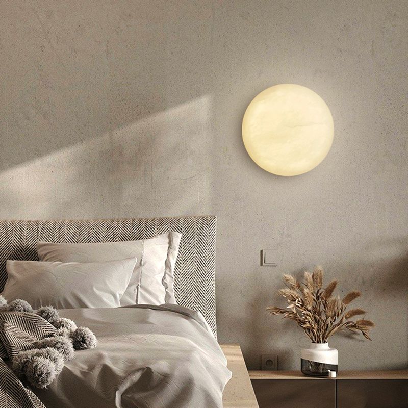 Resin LED Wall Lighting Contemporary Round Wall Sconce in White