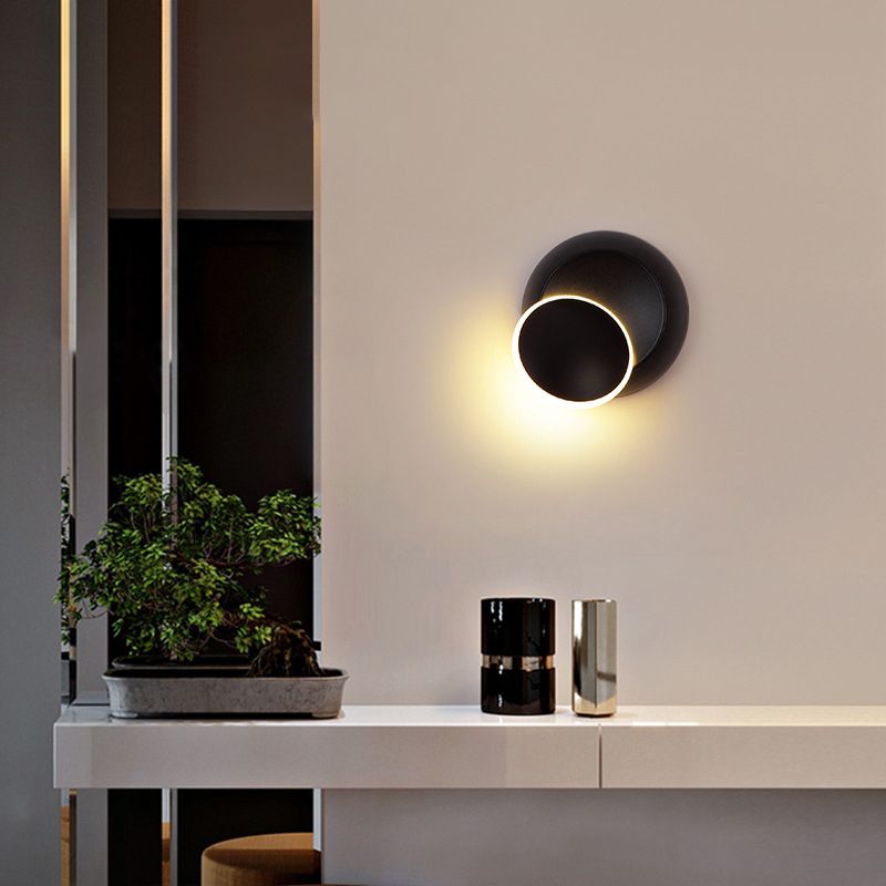 Round Disc Shape Wall Lamp Modern Style Acrylic 1 Light Sconce in White
