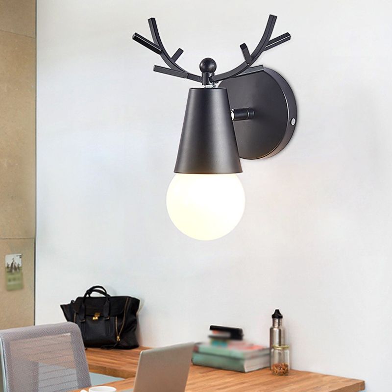 Nordic Style Iron Vanity Light Antler Shape Vanity Lamp for Living Room