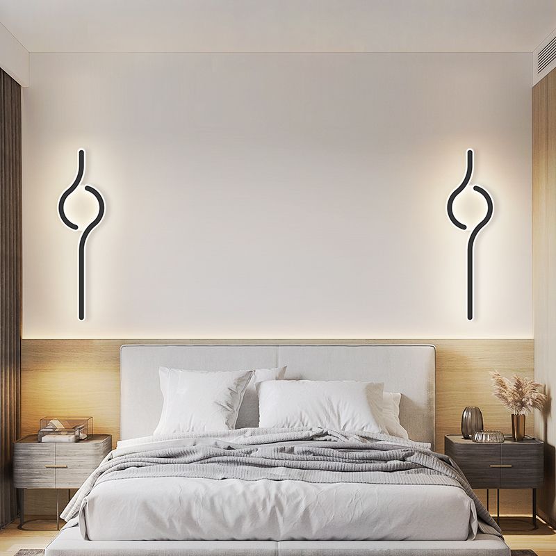 Linear Shape Metal Wall Sconce Modern Single Light Wall Mount Lighting