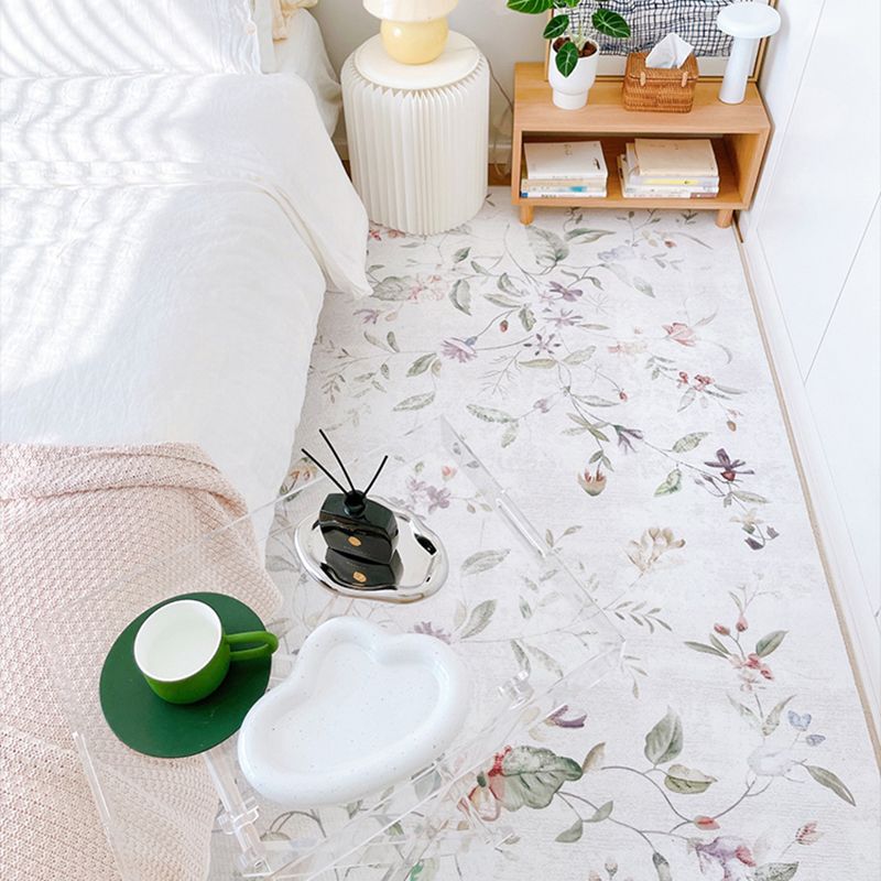 White Plant Pattern Area Carpet Polyester Bohemian Area Rug Easy Care Washable Rug for Home Decor