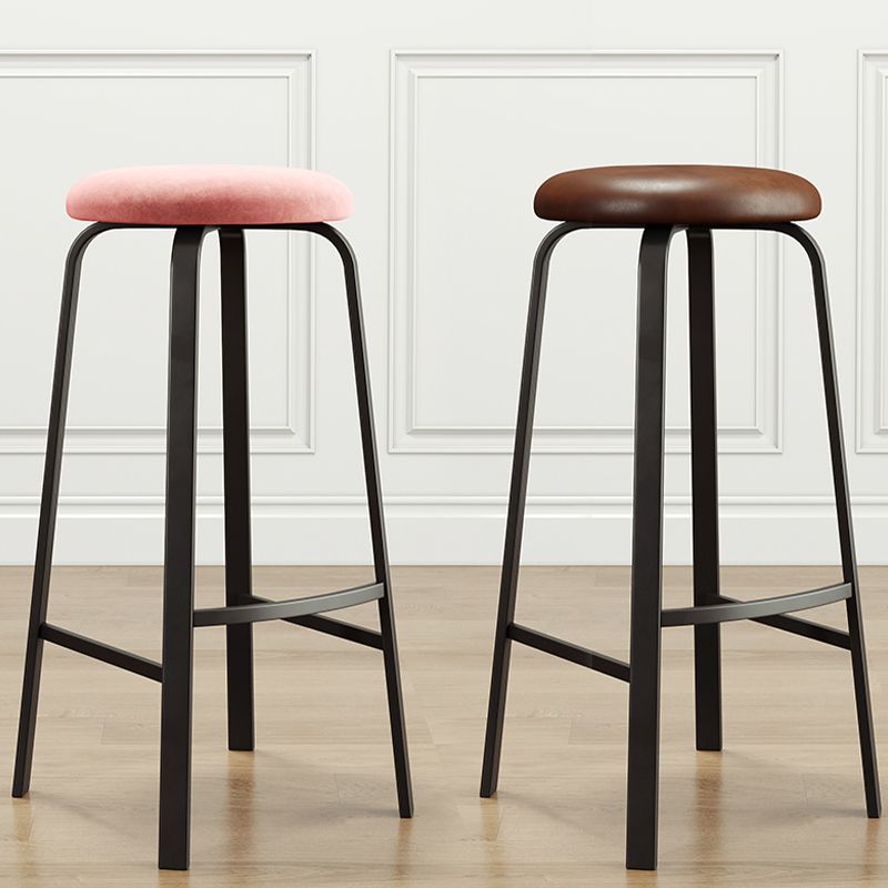 Modern Stackable Armless Counter Stool Iron Bar Stool with Cushion and Pedal for Cafe