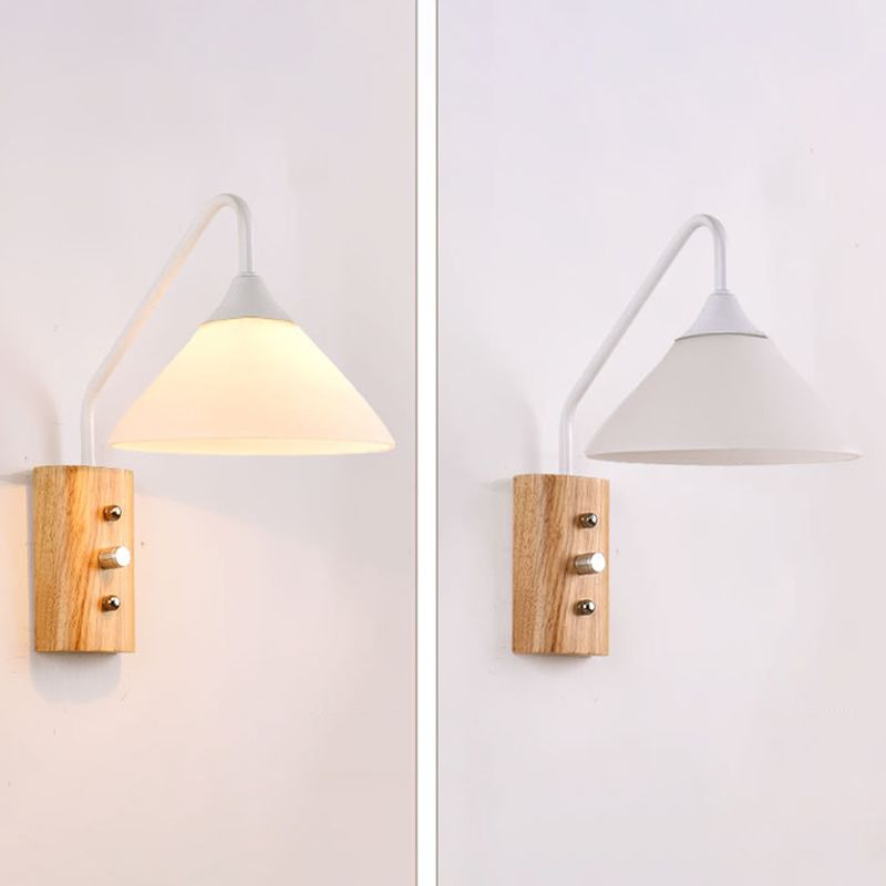 Single Contemporary Polished Finish Wall Mounted Sconce Metallic Wall Light