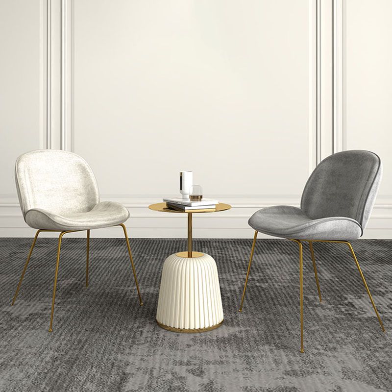 Silla lateral de comedor de tela de estilo nórdico, silla con respaldo sólido sin brazos para uso doméstico