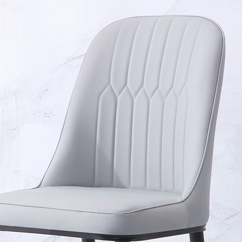 Chaise d'appoint d'intérieur scandinave, dossier Parsons, chaise de salle à manger rembourrée en métal