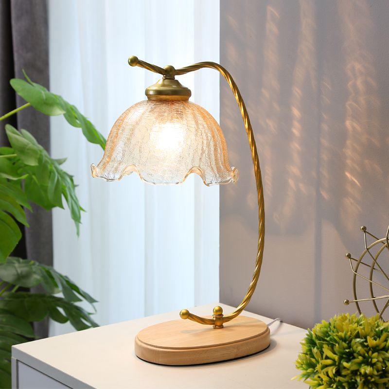Lampade da tavolo da notte a forma di fiore 1 moderno lampada leggera in oro