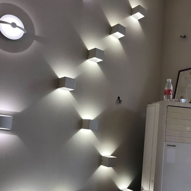 2-Lights Metal Wall Lighting Modern Style Square Shape Wall Mount Light Fixture