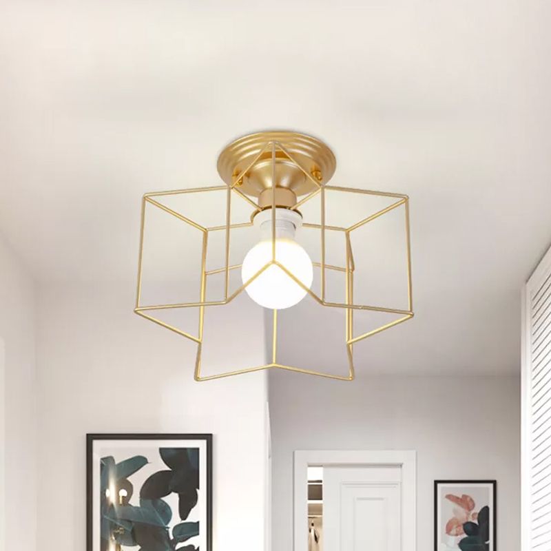 Metallic Star Frame Flush Mount Lamp Modernist 1 Light Close to Ceiling Light in Black/Gold