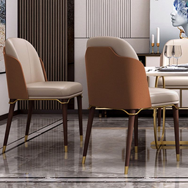 Restaurante moderno Parsons Silla lateral Silla de comedor de cuero con patas de nogal