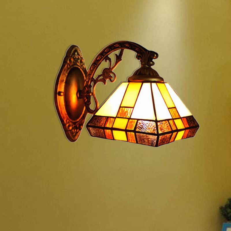 Stained Glass Tapered Wall Lighting 1 Head Mission Style Mini Wall Sconce Light in Antique Brass
