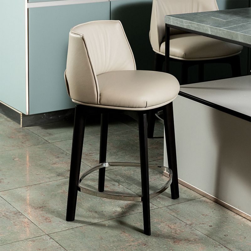 Scandinavian Solid Wood Bar Stools Indoor Stool with Footrest