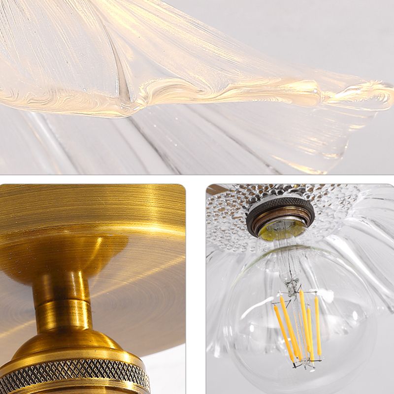 Lampada da soffitto moderna e semplice a forma di loto Plafoniera in rame a 1 luce con paralume in vetro