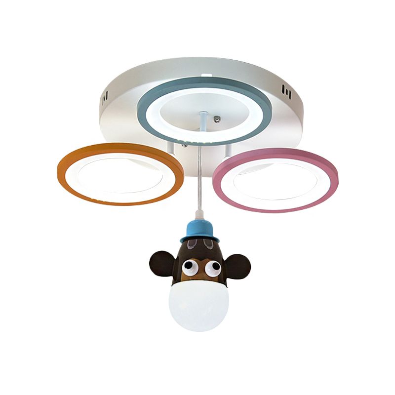 Cercles acryliques Pendante Carton de dessin animé LED Finition blanche Finition suspendue avec girafe / Horse Design pour chambre à coucher