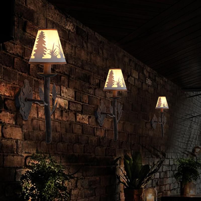 Éclairage mural country mural country à la lampe à 1 lumière avec une teinte en tissu jaune