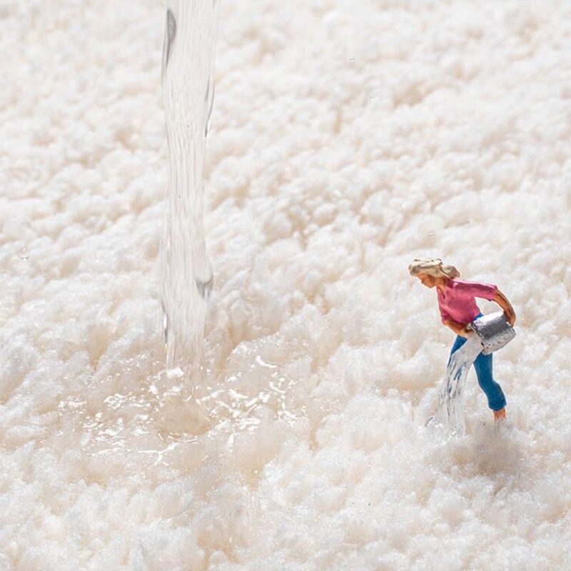 Multi-Color Geometry Area Rug Trendy Striped Carpet Polyester Friendly Washable Area Rug for Bedroom