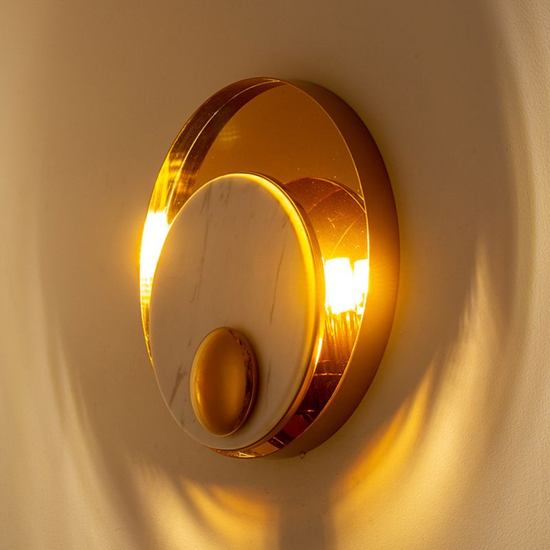 Modern Style Metal Wall Light Round Gold Wall Sconce with Marble for Living Room