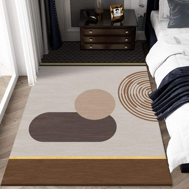 Simple Indoor Room Area Rug Brown Geometric Carpet Polyester Non-Split Indoor Carpet