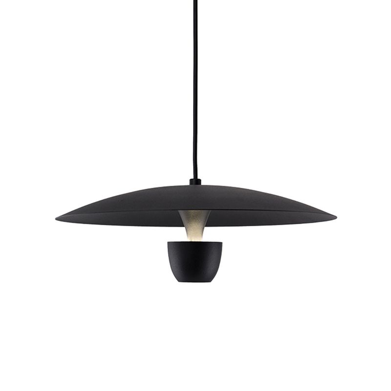 Nordic Flying Soucoucer Éclairage pendentif en métal LED Hanging Light