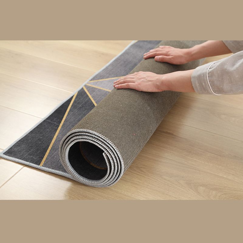 Modern Area Rug Classic Geometry Pattern Carpet Polyester Living Room Rug with Non-Slip Backing