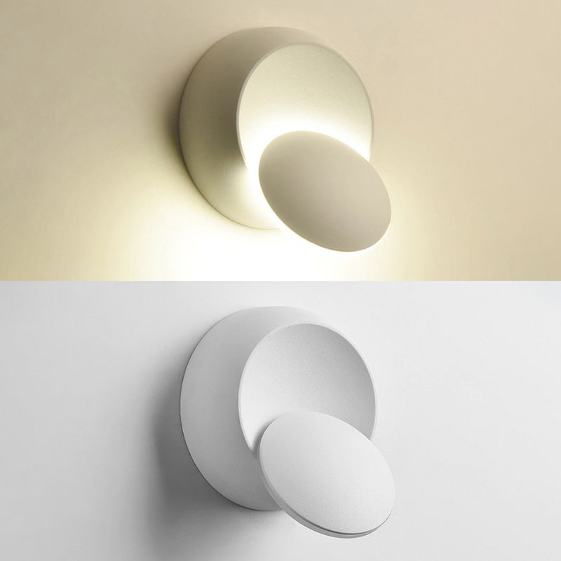 Round Disc Shape Wall Lamp Modern Style Acrylic 1 Light Sconce in White