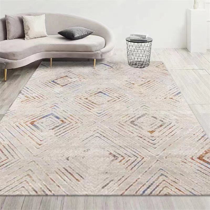 Simple Light Grey Carpet Polyester Graphic Carpet Washable Carpet for Drawing Room